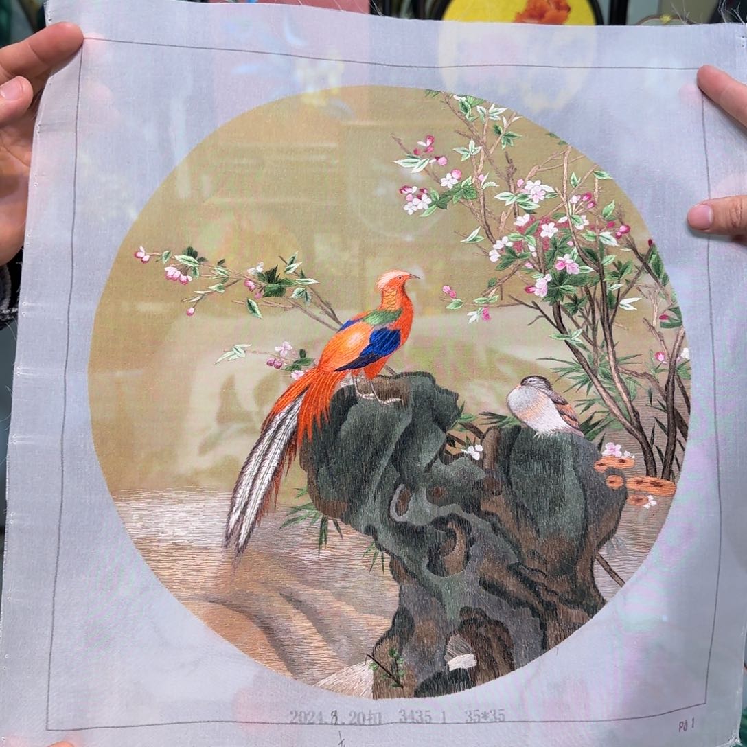 刺绣刺绣工艺精湛