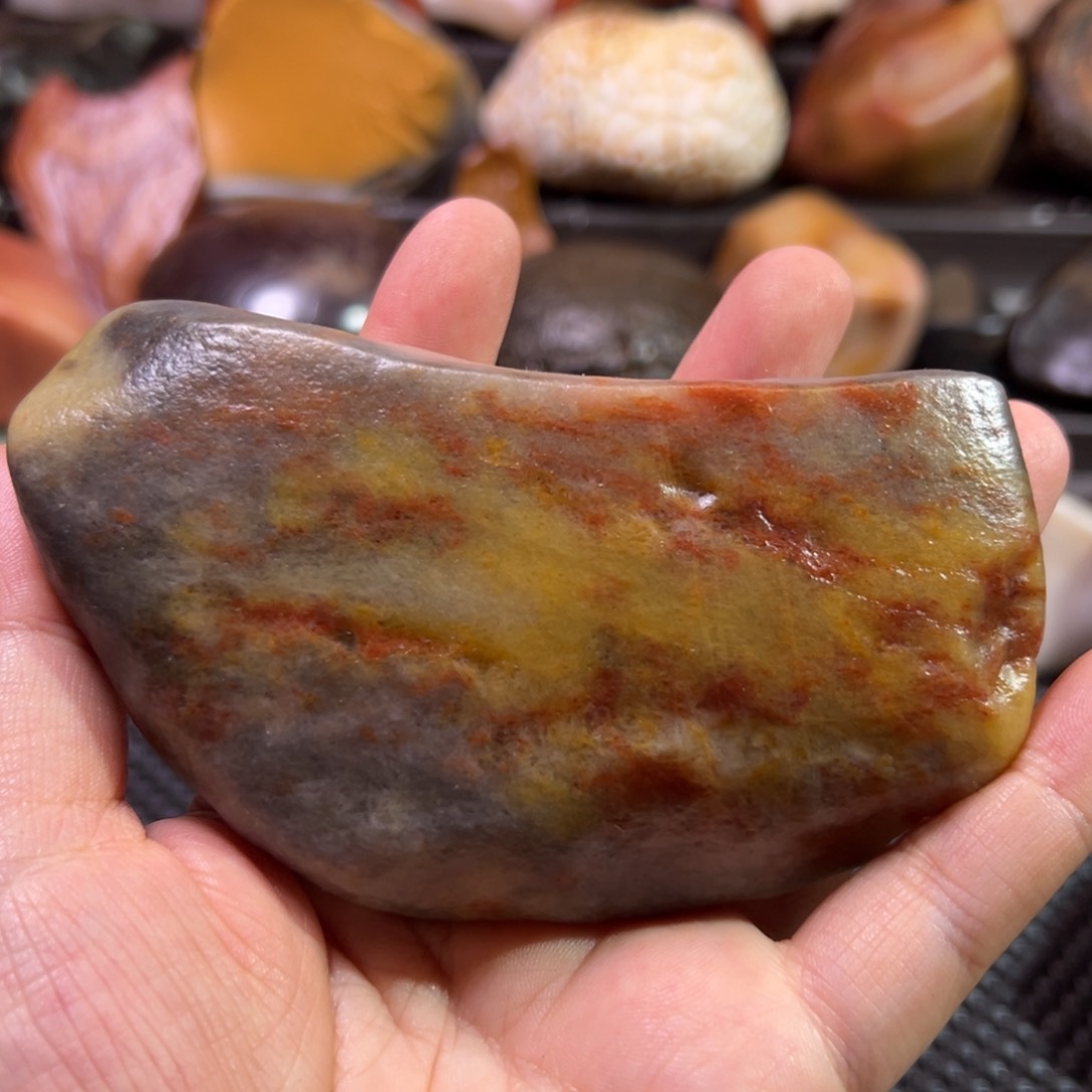 不**觉静辉品石乌尔禾花彩