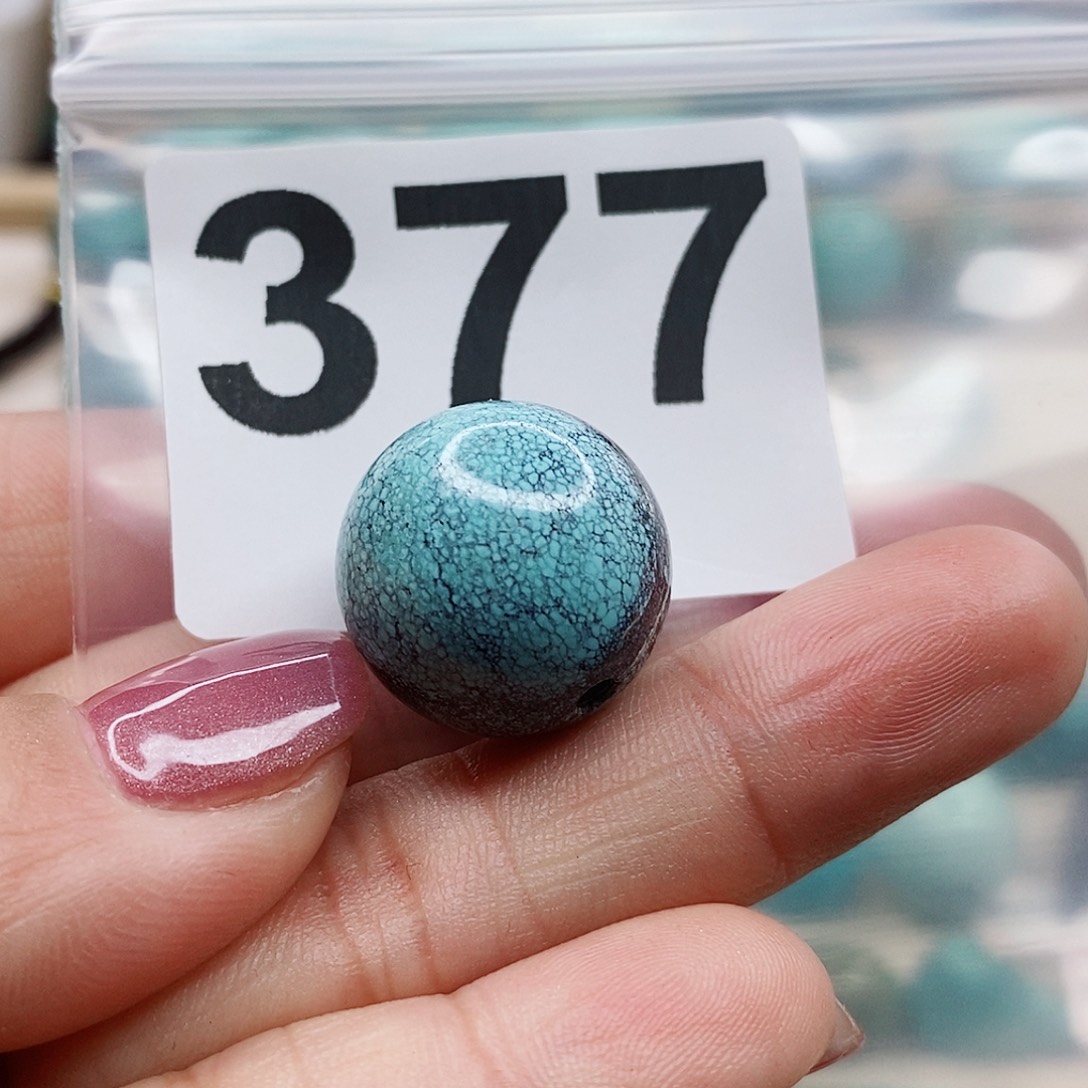 绿松石颈饰未镶嵌