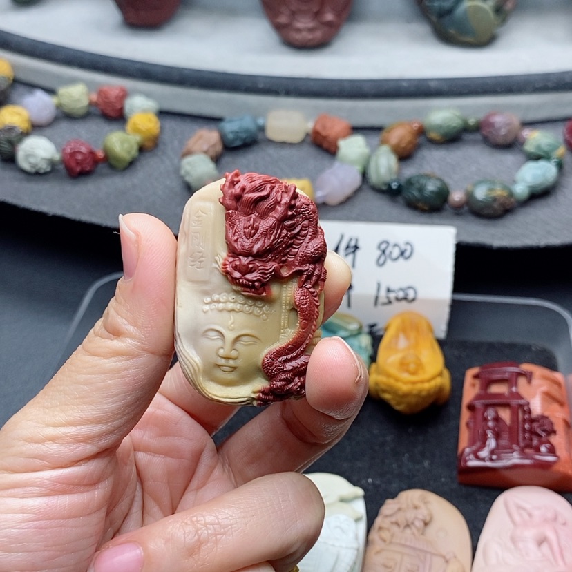 【闪购商品】定制石英质玉吊坠未镶嵌