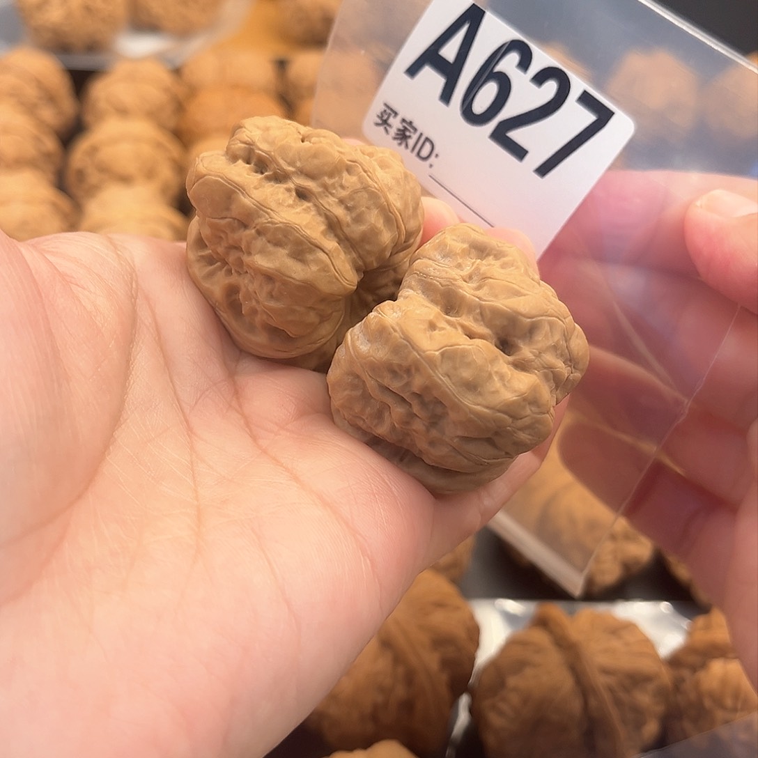 文玩核桃把件何*生蛙蛙精品38肚44