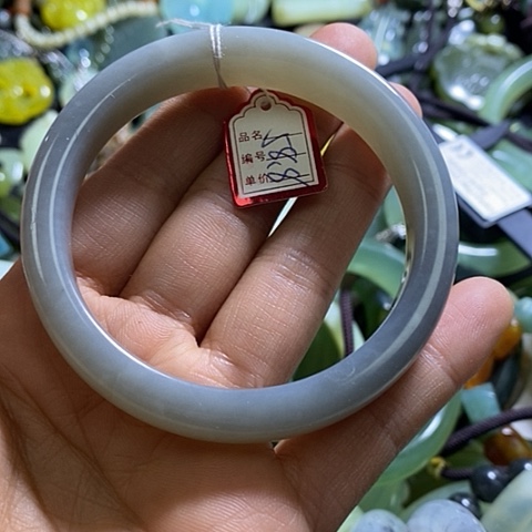 岫玉手镯未镶嵌58-59口径