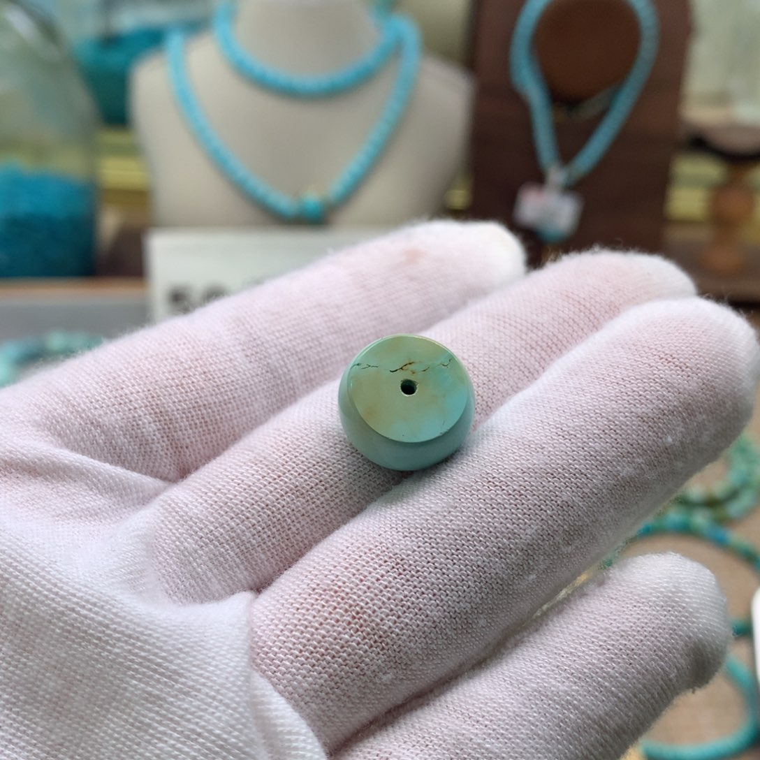 绿松石配饰未镶嵌