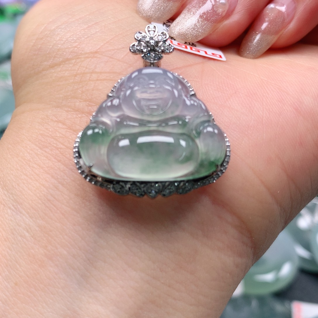 翡翠颈饰18K金镶嵌天然翡翠