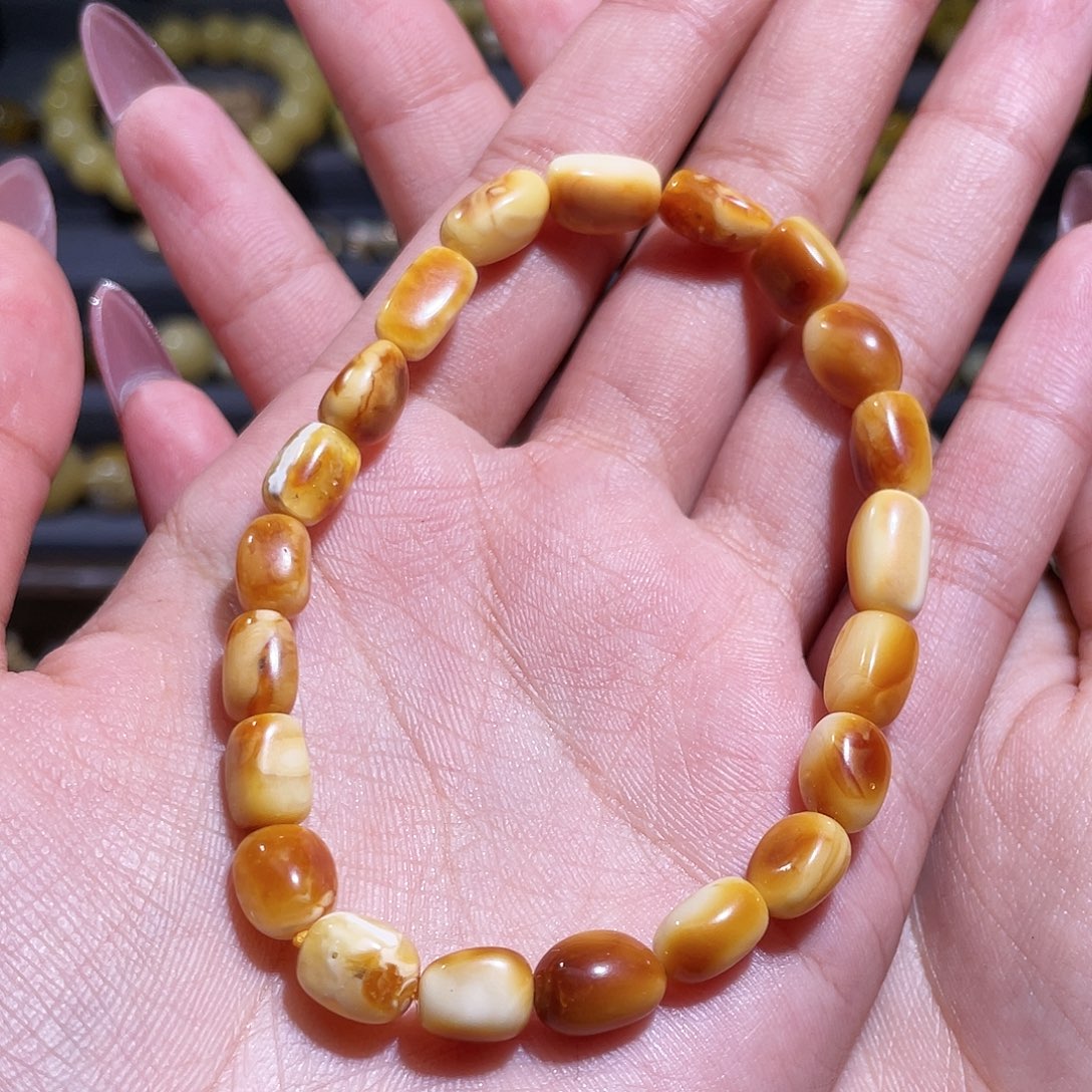 蜜蜡裸石未镶嵌福利