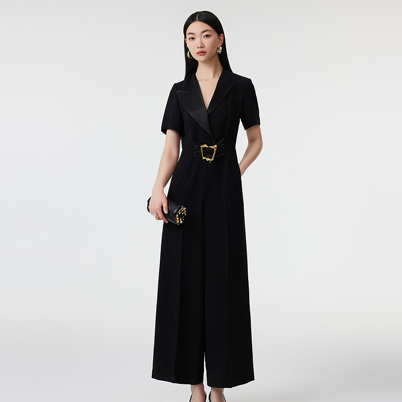 BADINA连衣裙142V234