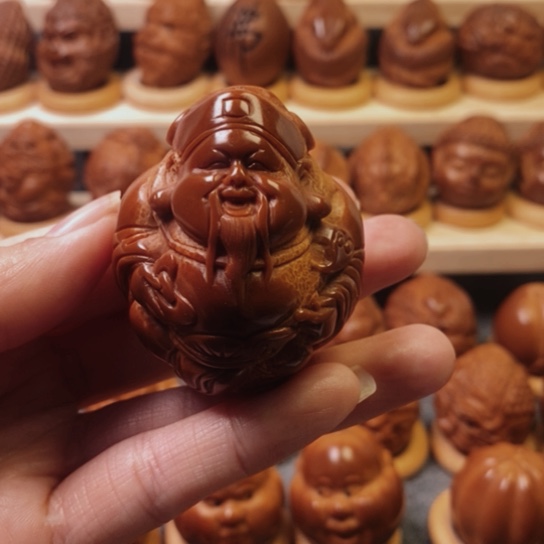 橄榄核其他家***克财神一颗