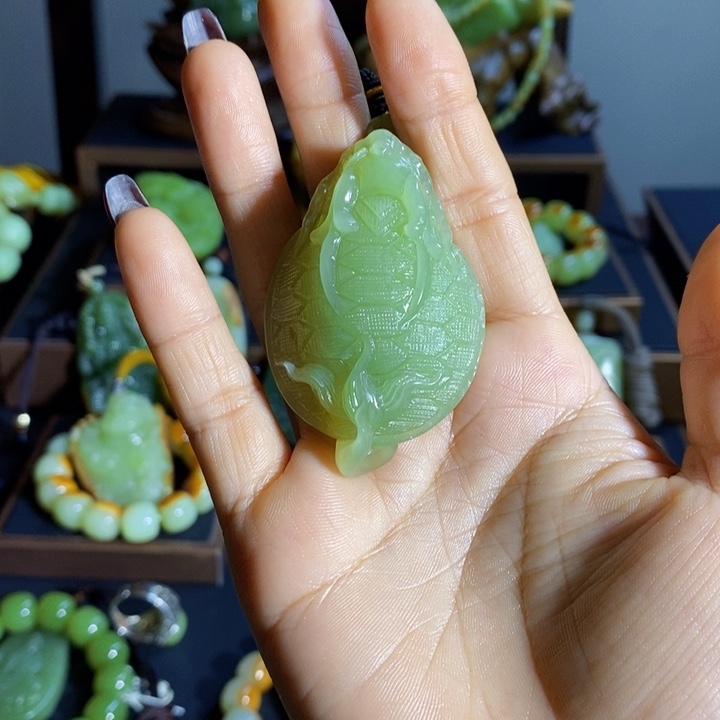 和田玉颈饰未镶嵌?**?