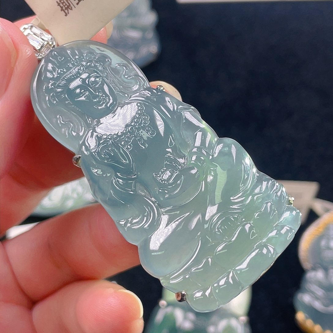 颈饰银S925镶嵌翡翠2，