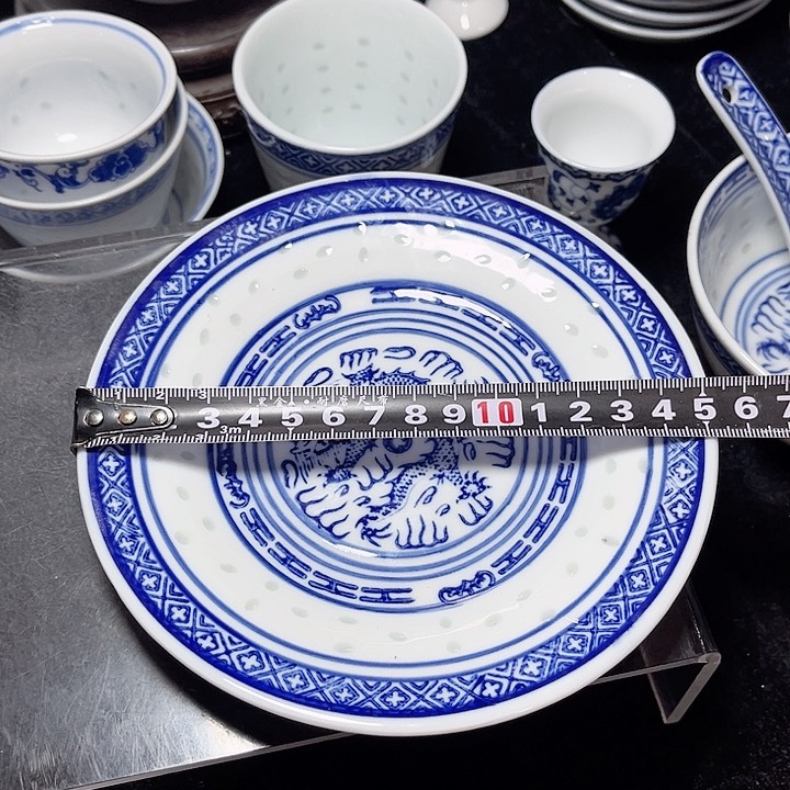 碗青花玲珑六寸龙纹骨碟