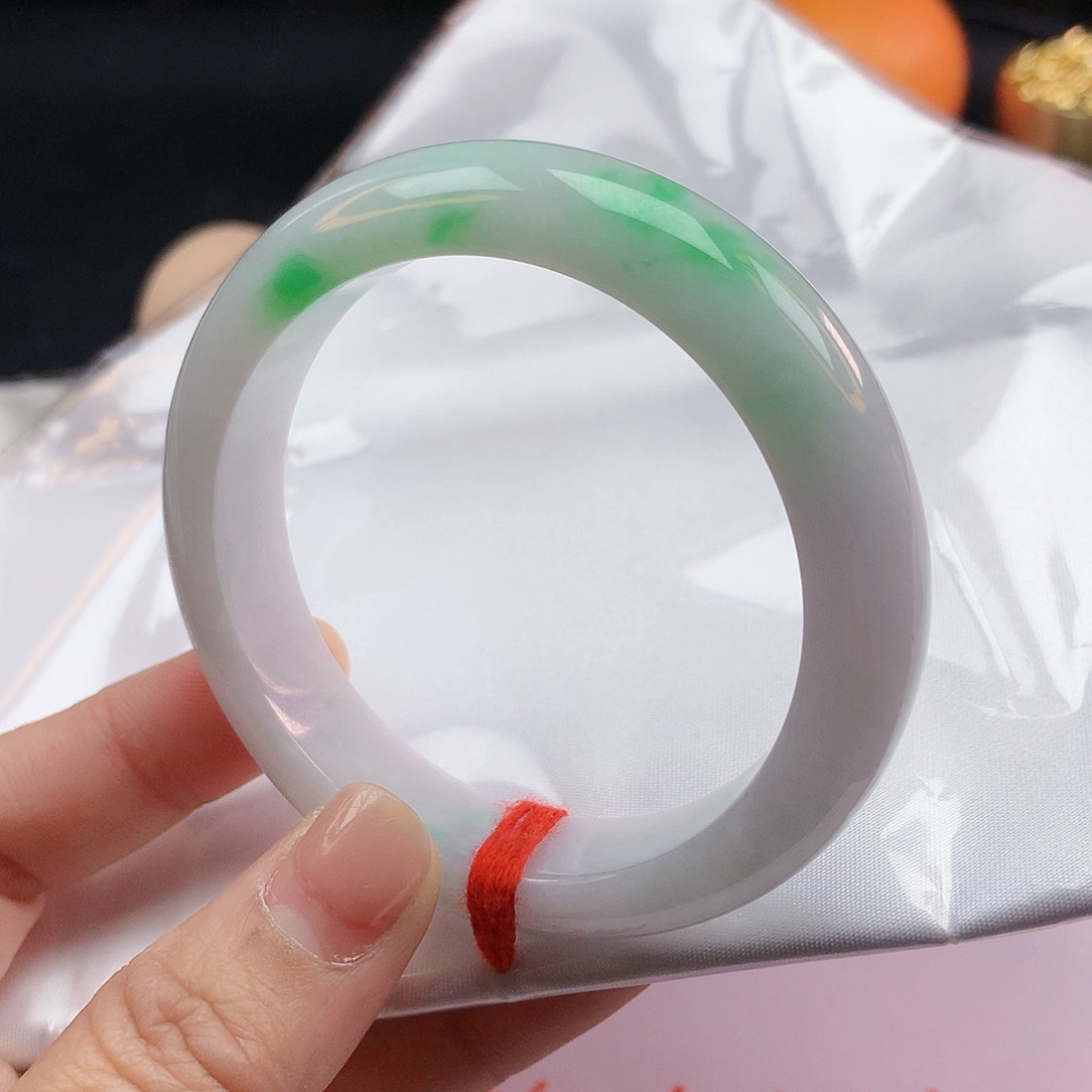 翡翠手镯未镶嵌55圈2447