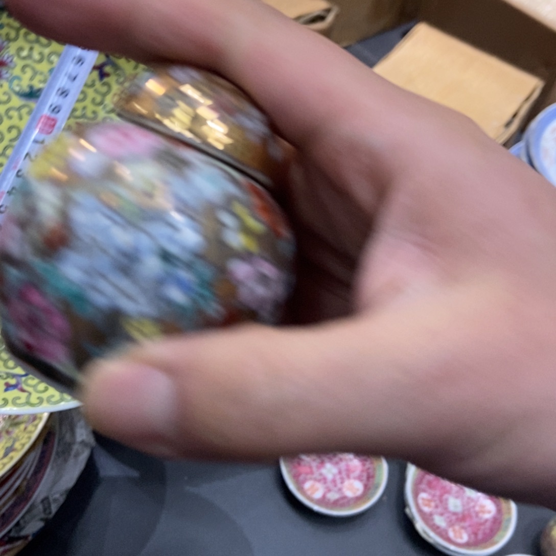 陶其他景德镇瓷器脱彩