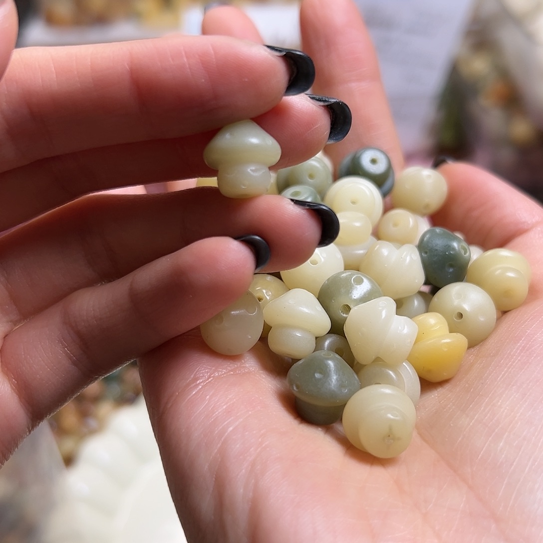 菩提根/象牙果吊坠25颗多宝蘑菇带表情