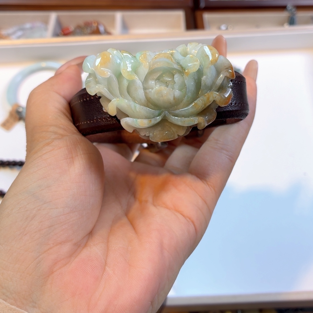 亦***安未镶嵌手链翡翠手串