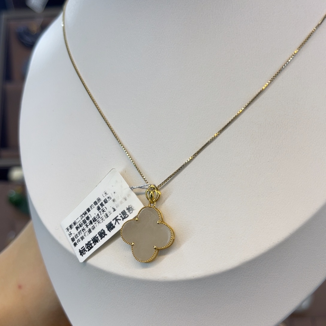 和田玉吊坠18K金镶嵌