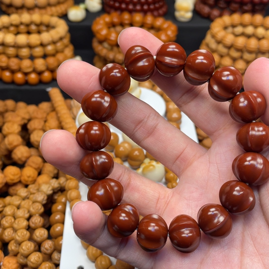 杨***1吊坠猴头核桃猴头核桃全品鲨鱼