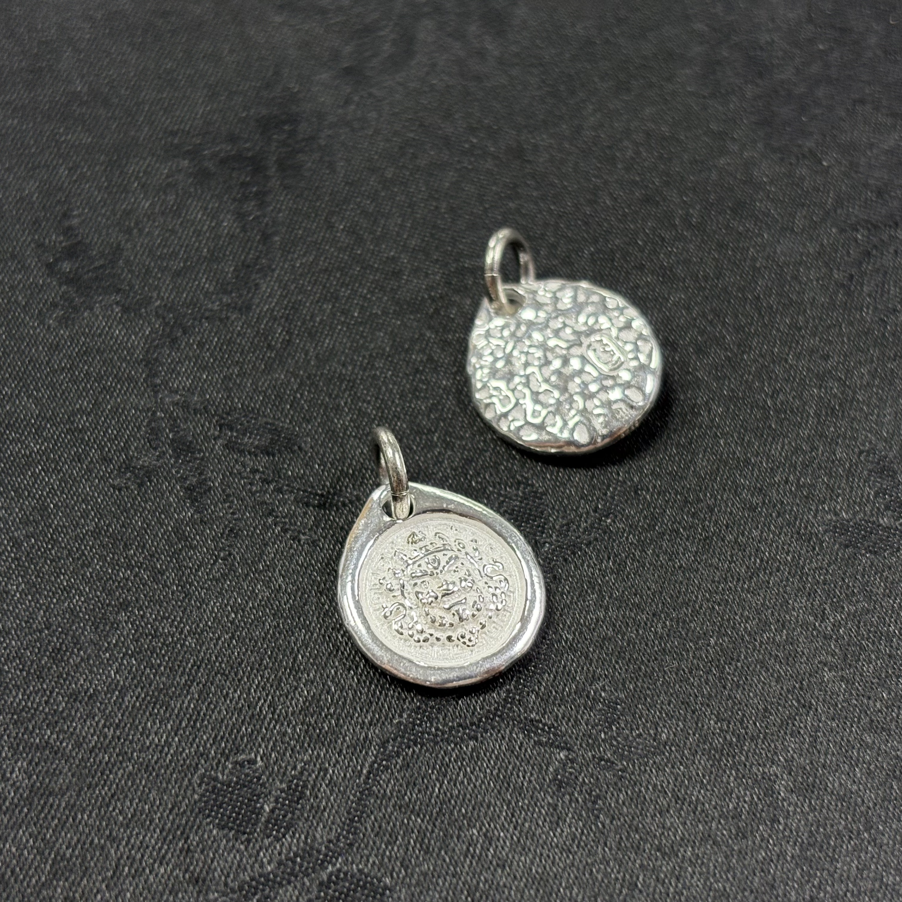 925银银制品 「戴琴珠宝」DQ4395-S925银黄财神吊坠