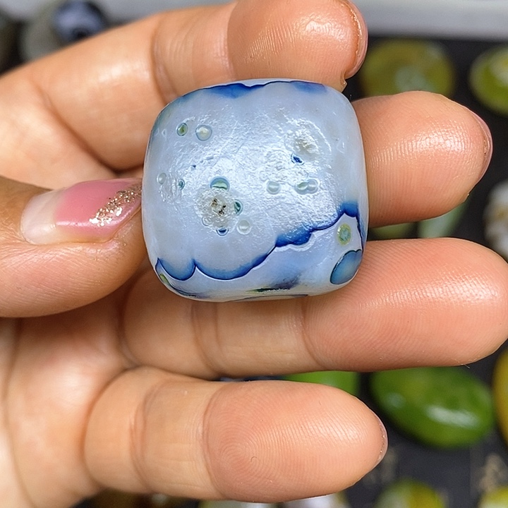 手把件俏色饰品奇石