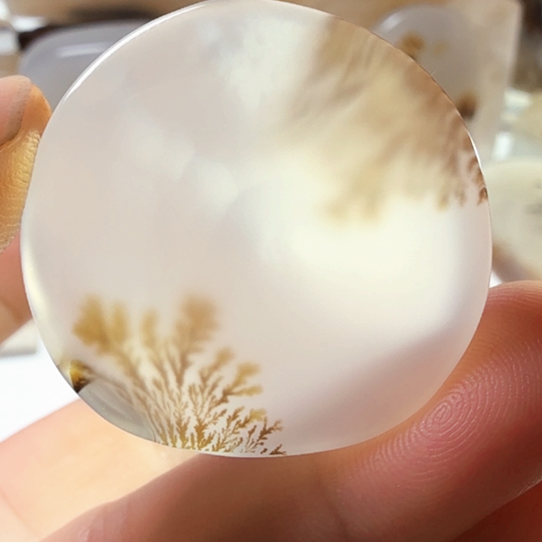 玛瑙/玉髓未镶嵌珠宝半成品