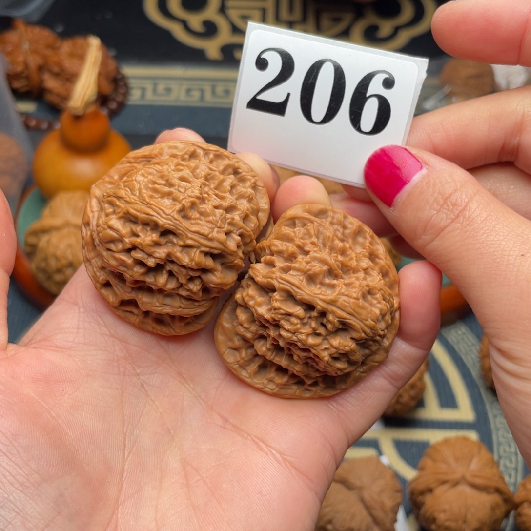 桃核吊坠45南疆石206号……