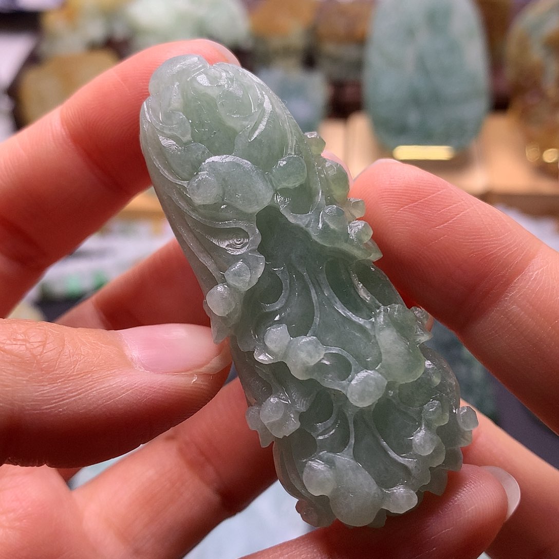 定制翡翠未镶嵌白菜