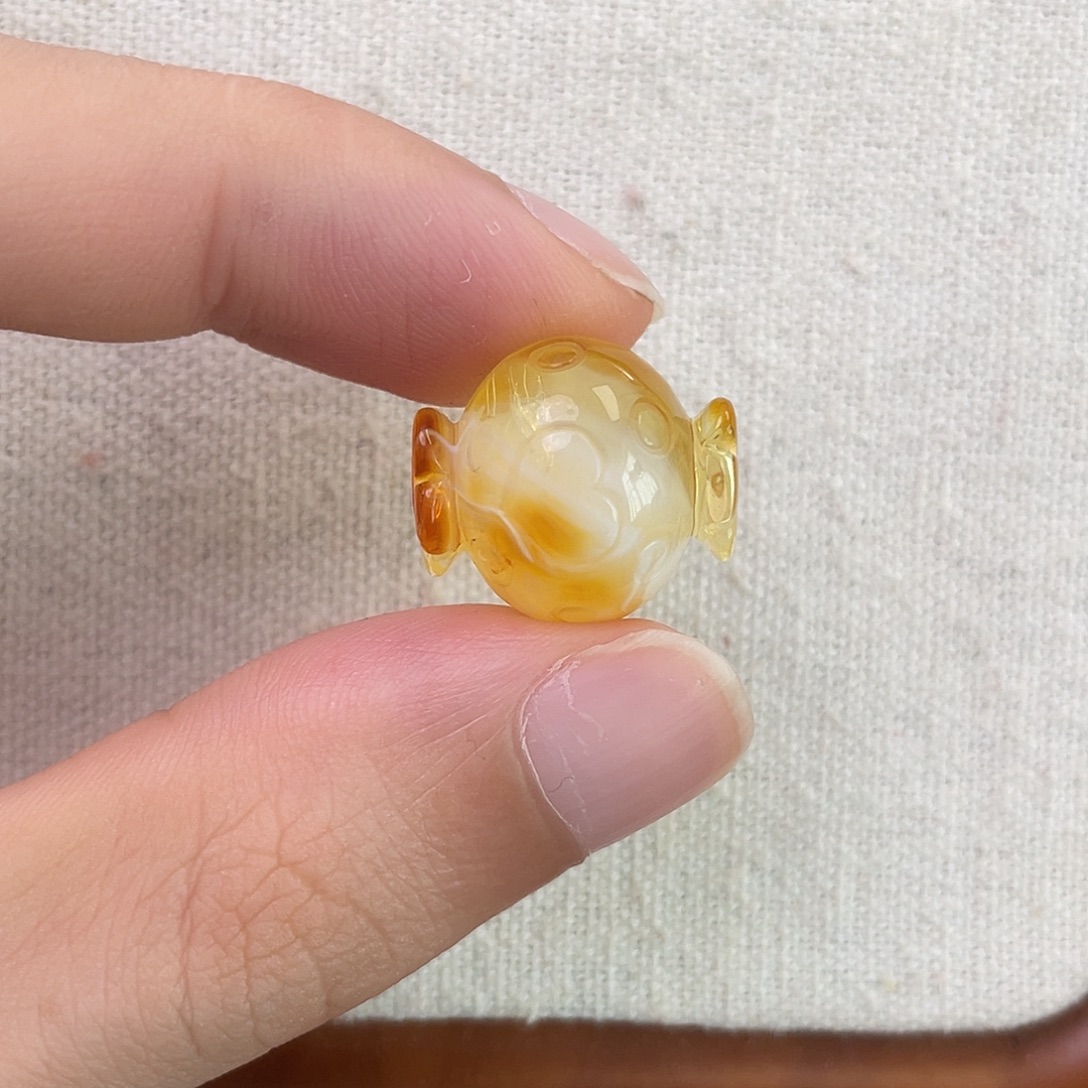 琥珀未镶嵌珠宝奇石金瓷白糖果