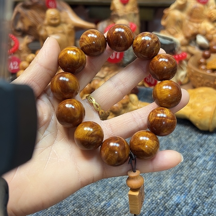 柏木太行崖柏手把摆件