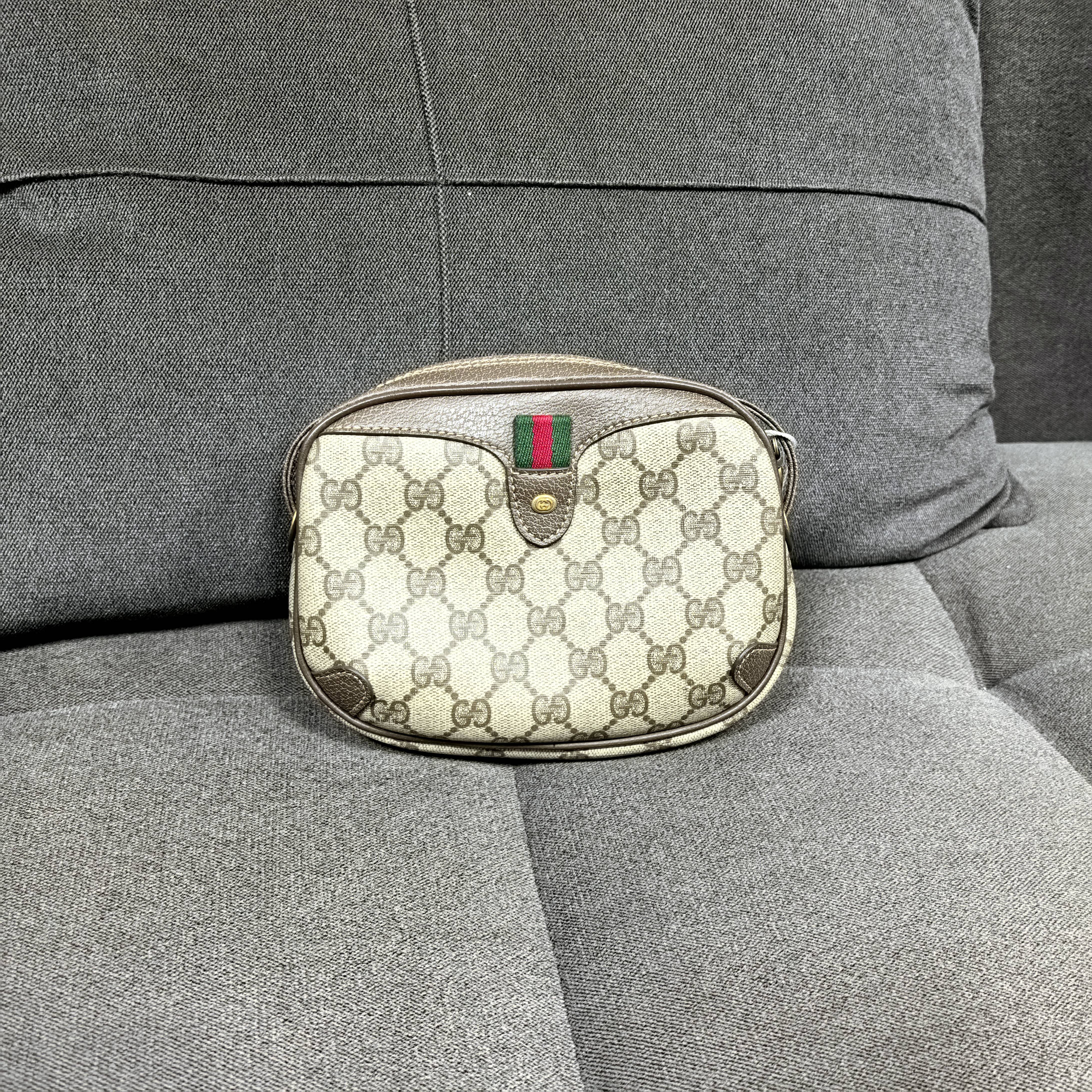 95新 GUCCI/古驰 兔兔奢轩轩/古驰斜挎包/241027003
