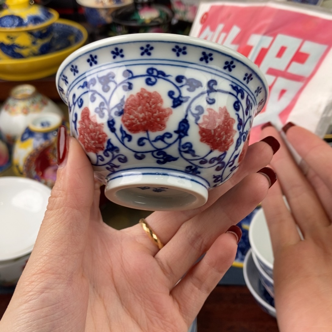 陶瓷艺术家的作品是一种