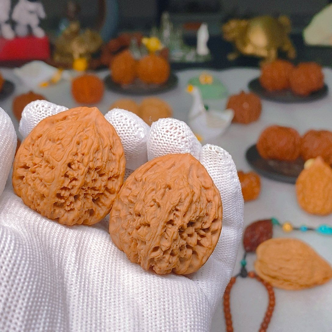 文玩核桃把件5*7南疆石 精品