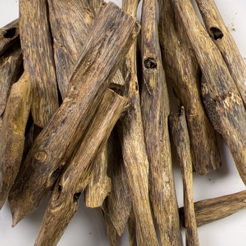 沉香沉香碎屑?****然棋楠紫罗兰块料100克