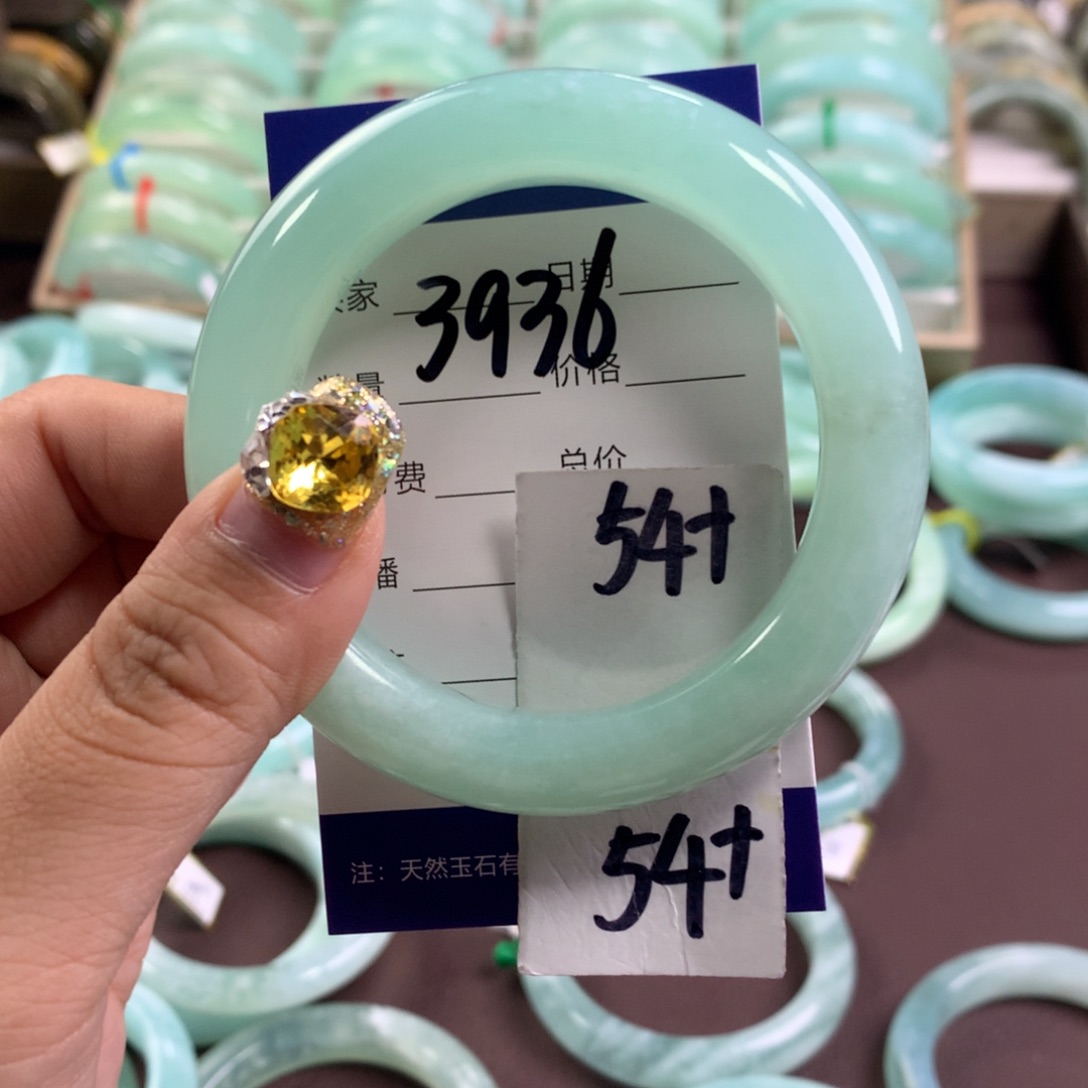 蛇纹石玉手镯未镶嵌3936