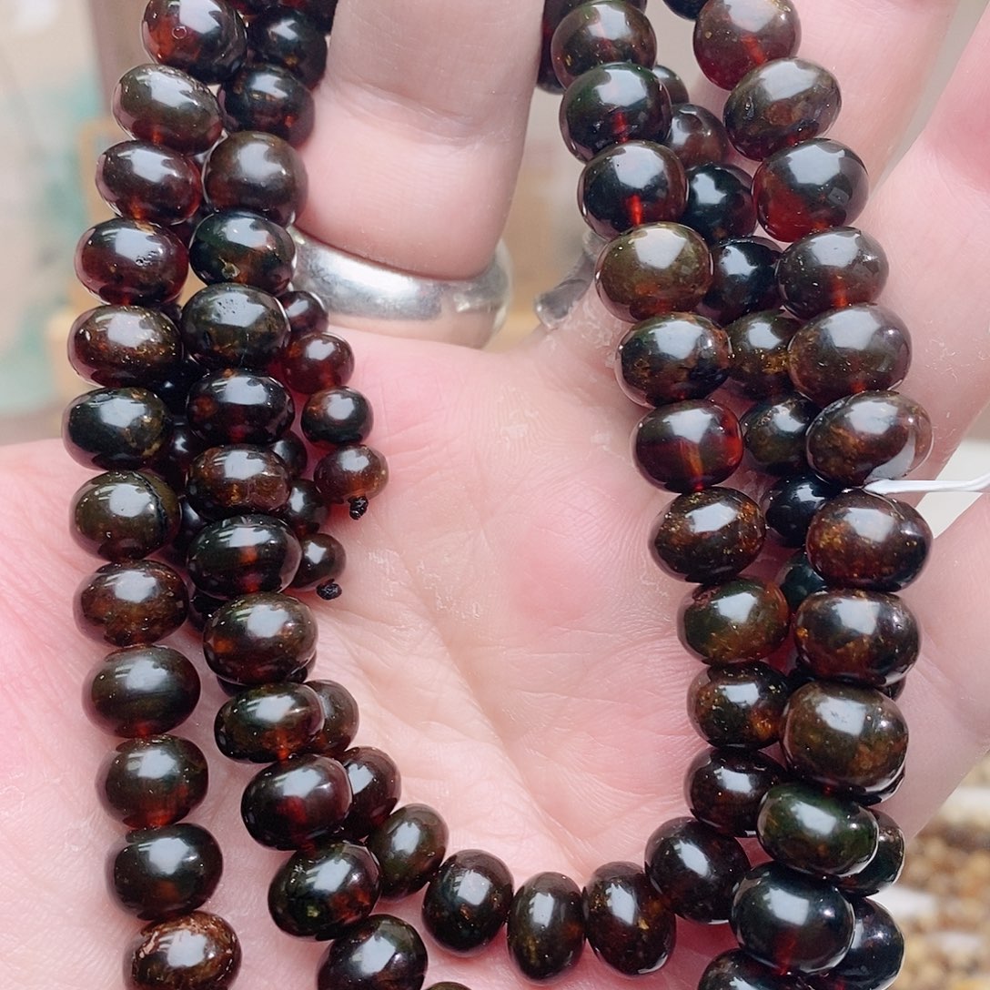 琥珀未镶嵌裸石血翳108 9+