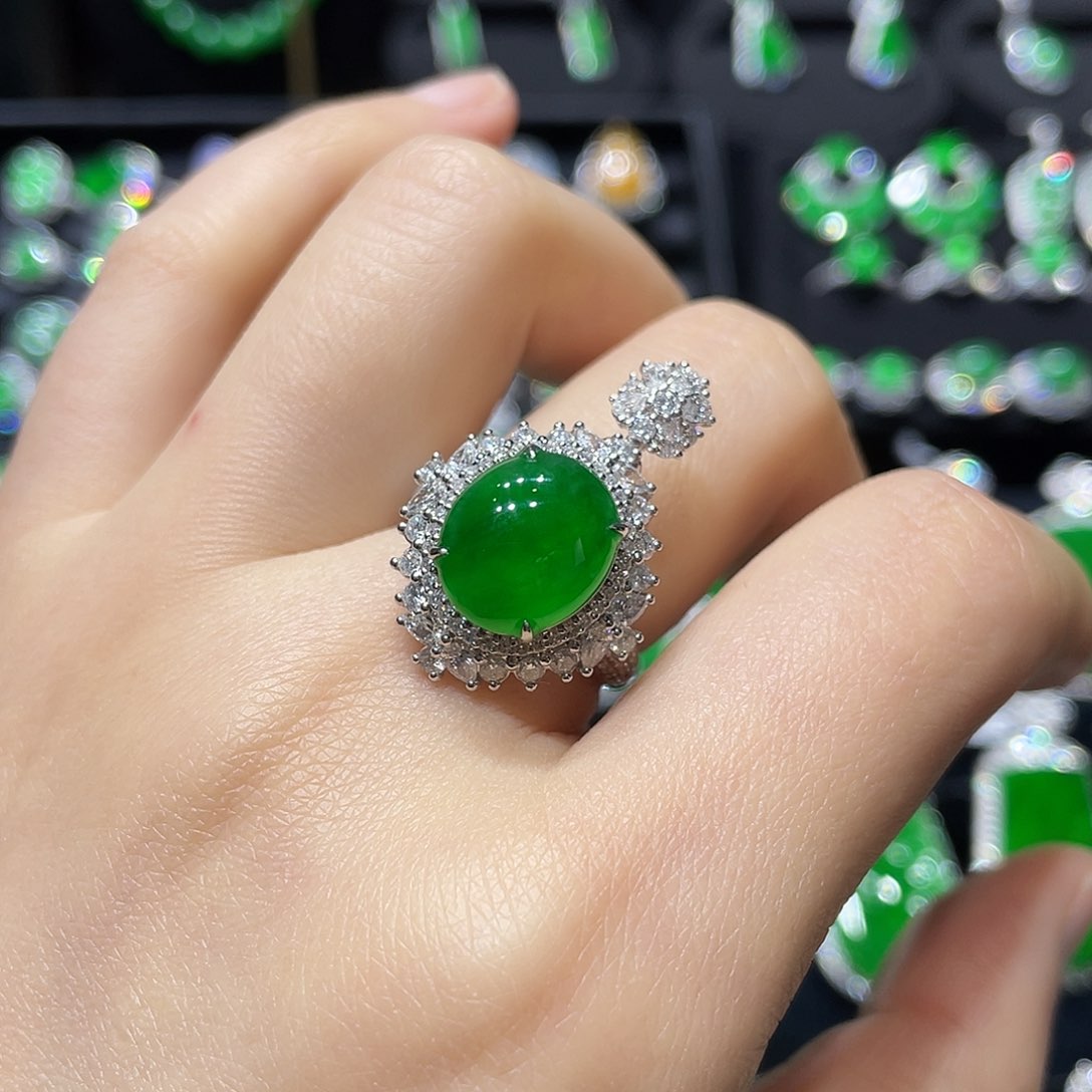 翡翠戒指18K金镶嵌蛋面戒指吊坠两用款