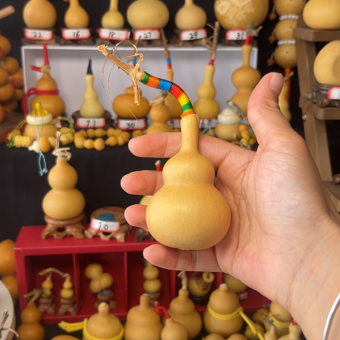 罗***尼木天然葫芦默认微瑕