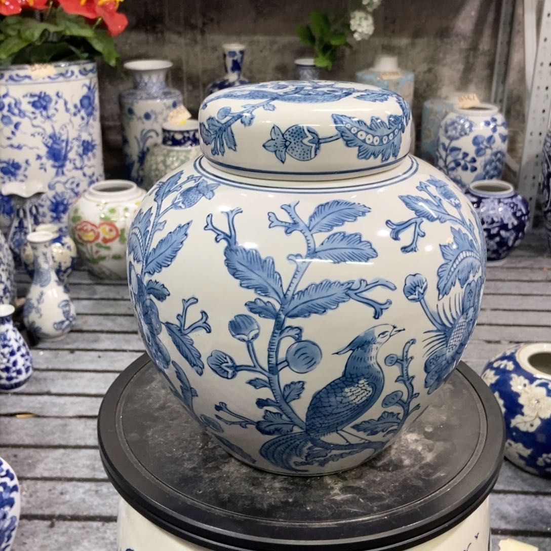 摆件茶叶罐手绘釉下彩