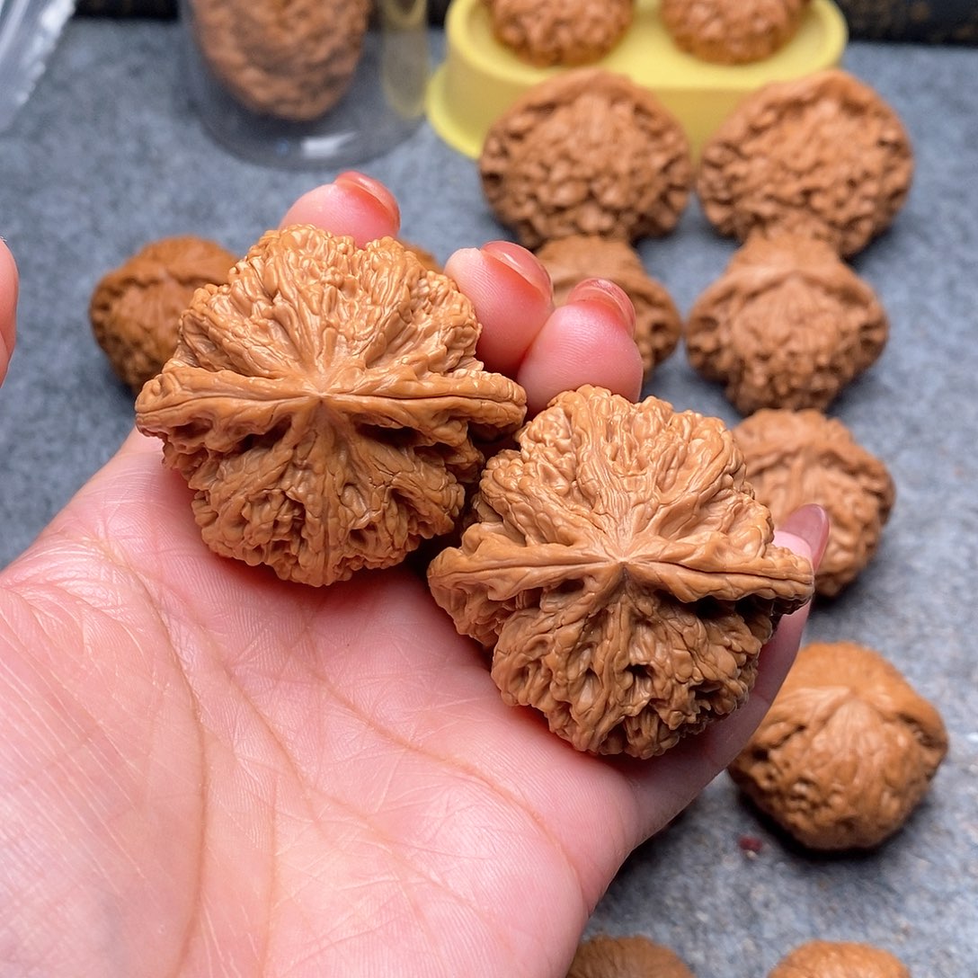 文玩核桃把件精品大粗筋46+全品