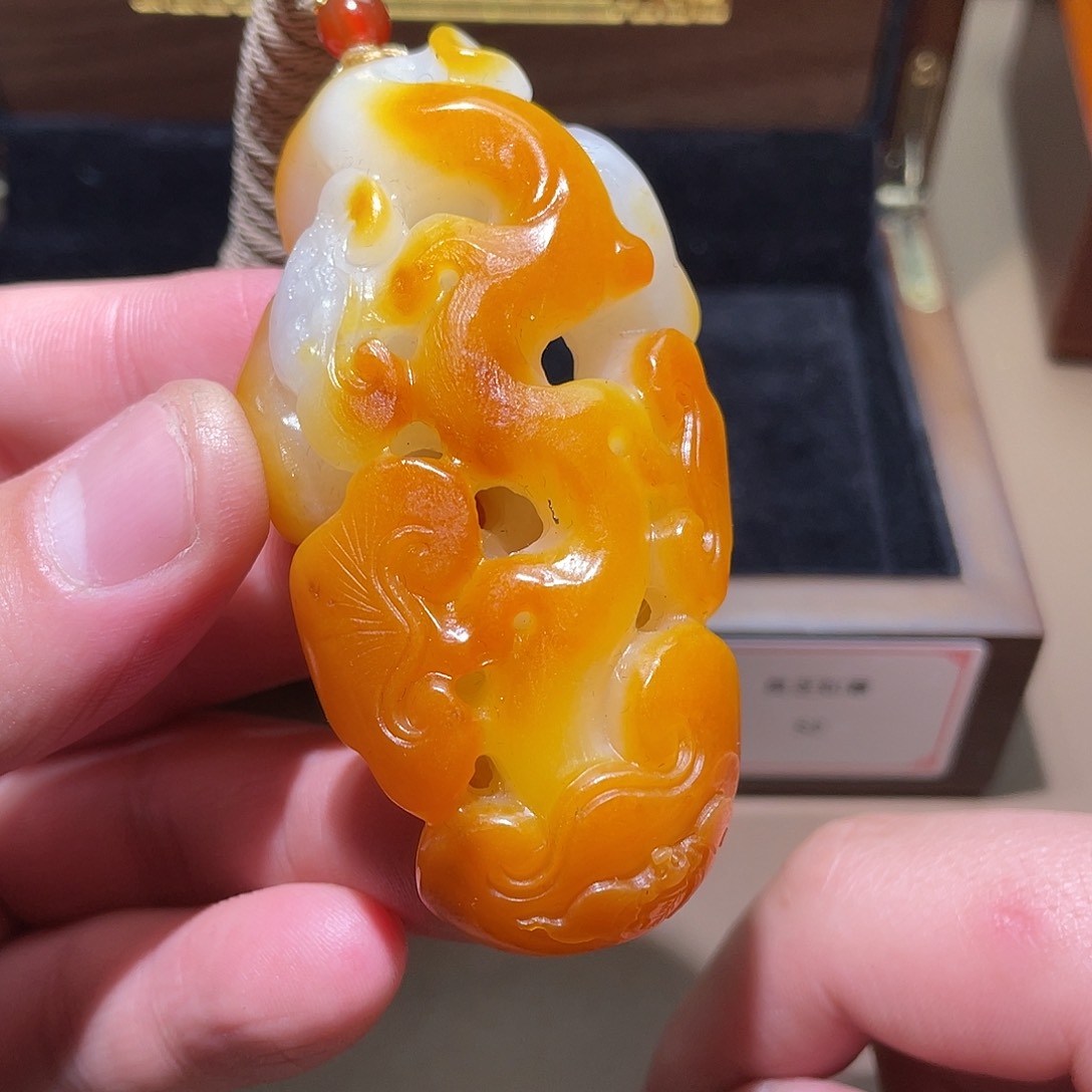 和田玉颈饰未镶嵌Z6