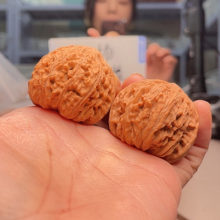 手串文玩核桃玉龙村粗筋9.9……龙婆