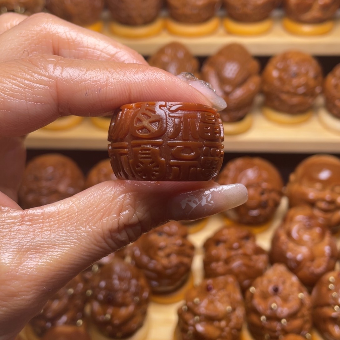 橄榄核把件E****e巴西大橄榄