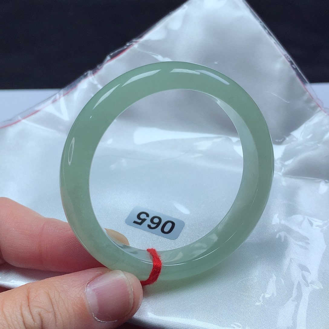 翡翠手镯未镶嵌51正圈