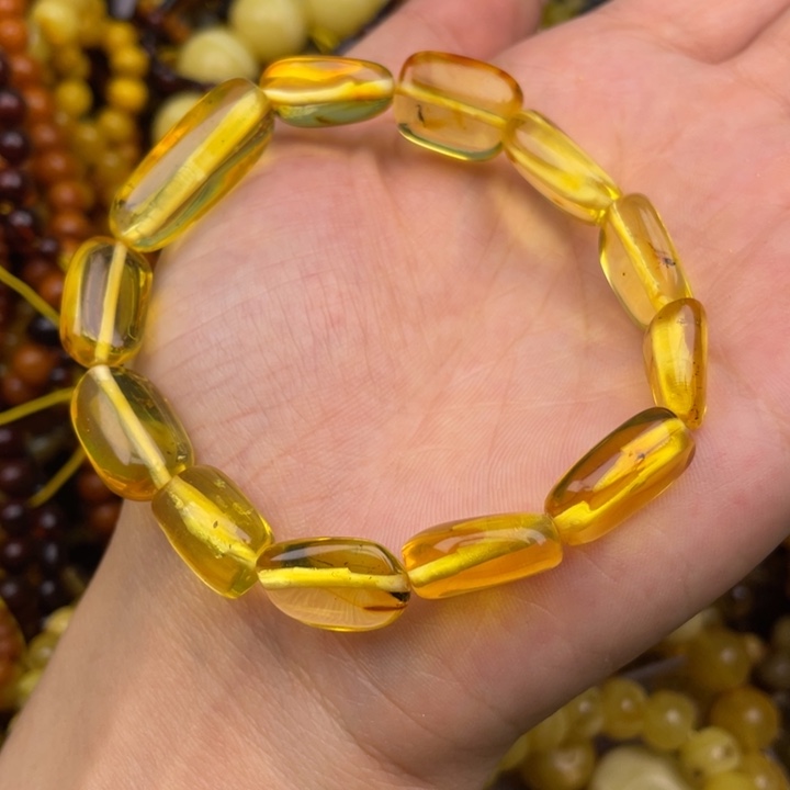 琥珀未镶嵌珠宝奇石