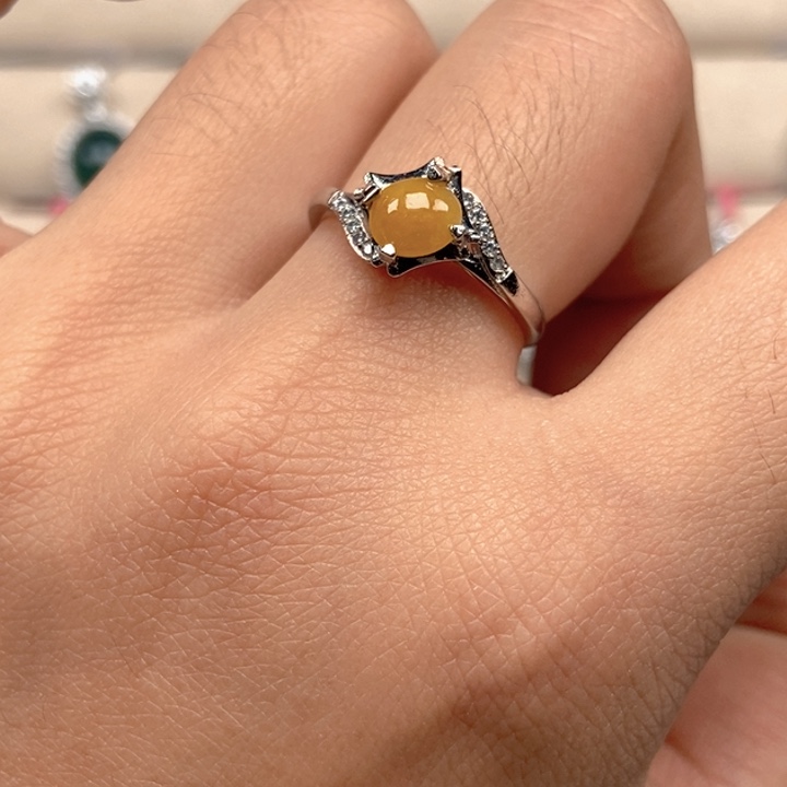 翡翠未镶嵌戒指戒指