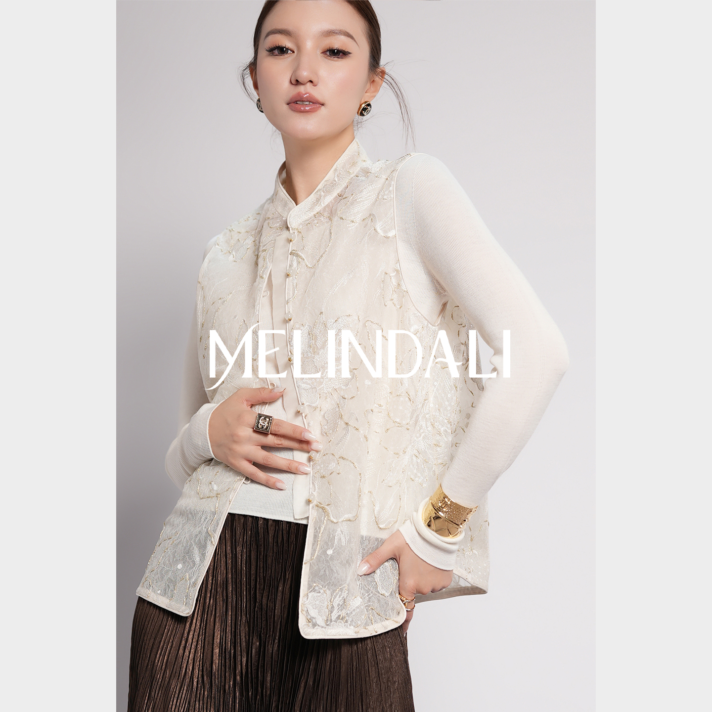 Melinda Li【白金柔纱】新中式重工真丝欧根纱蕾丝珠片绣小立领马夹