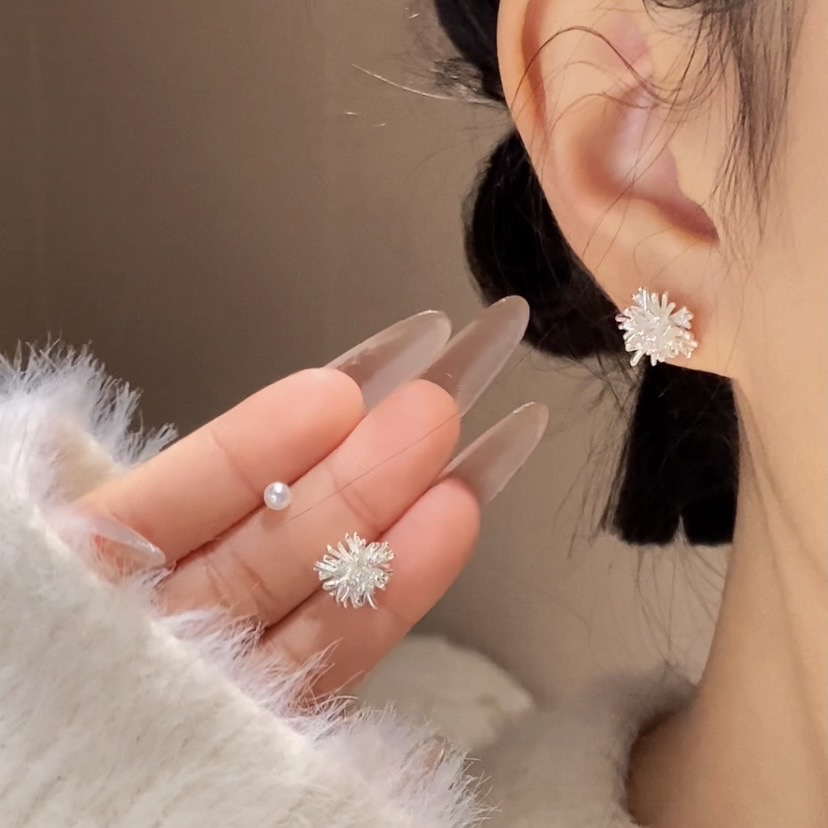 【珠珠】清冷雾感夸张蒲公英复古耳钉A3851