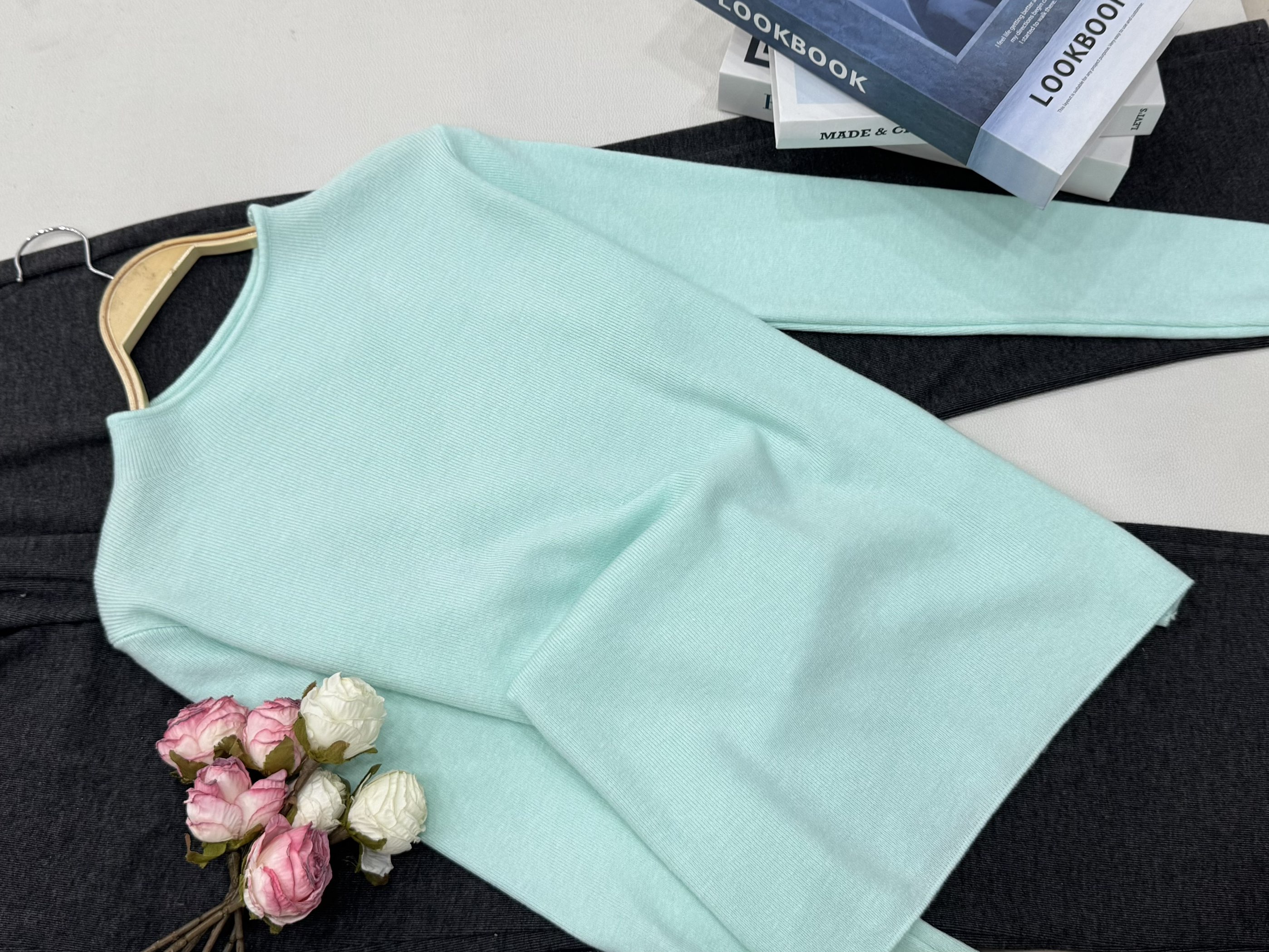 【薄荷绿色净版套头衫】秋季新款时尚长袖针织上衣QC5557