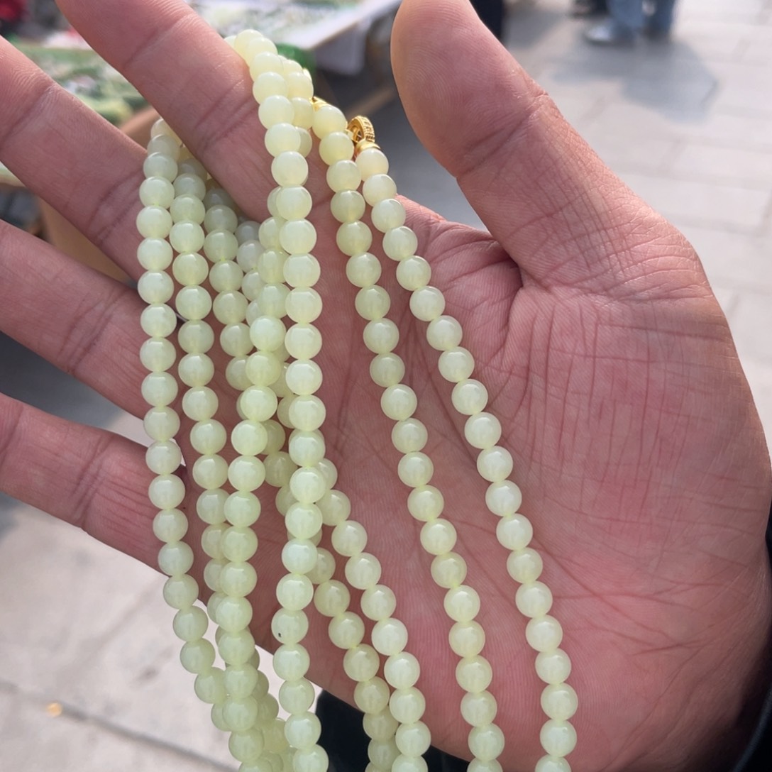 和田玉颈饰未镶嵌多样性发货，发其一