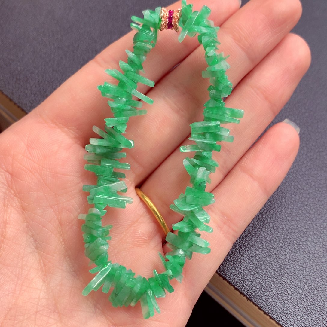 翡翠手镯未镶嵌王*缅甸翡翠