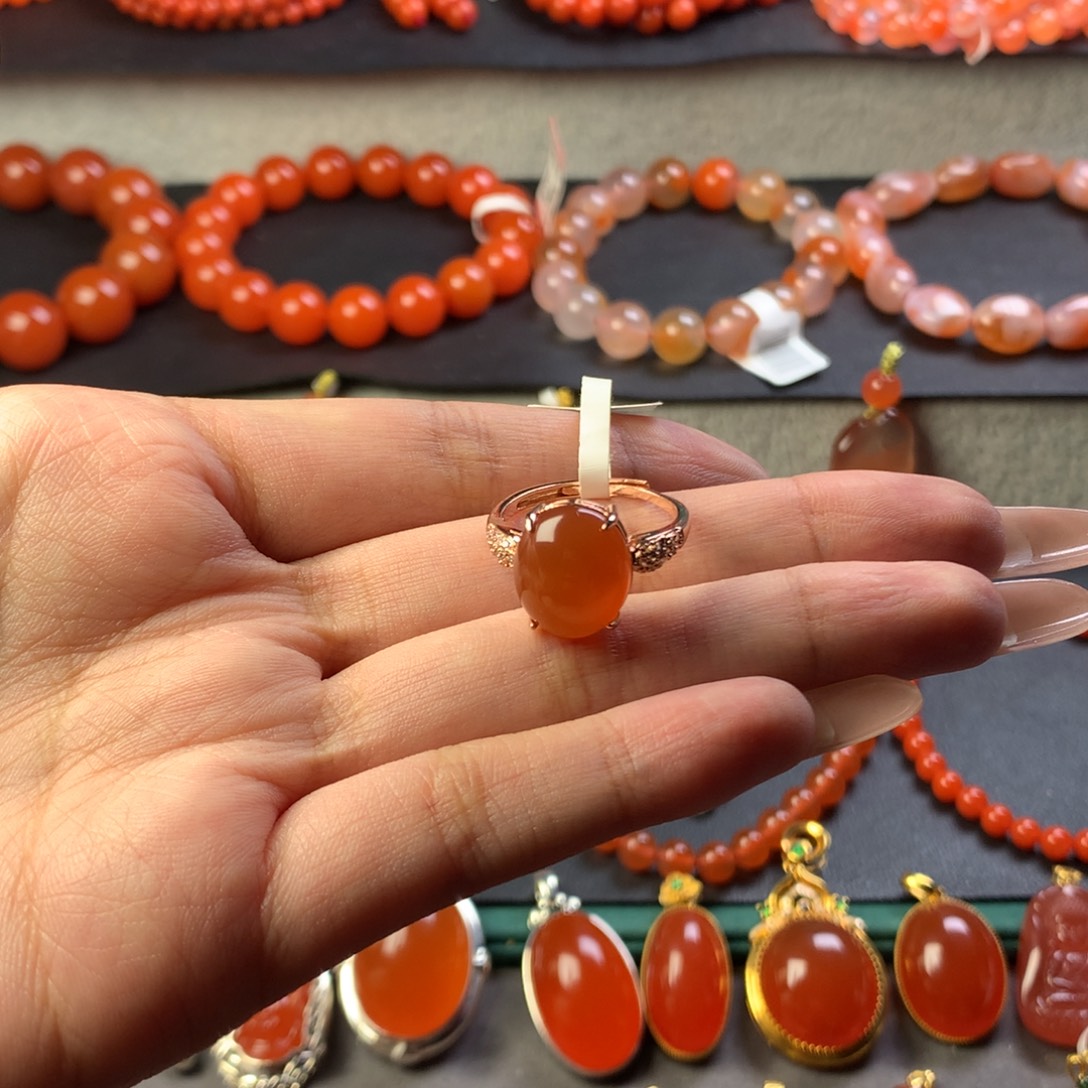 南红玛瑙合金戒指