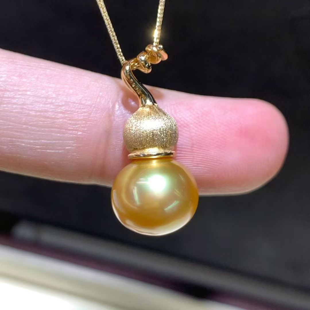 南洋金珠葫芦12-13mm海水珍珠吊坠极光滑皮极微瑕时尚百搭